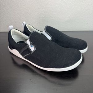 Men’s Xero Aptos Shoe Minimalist Barefoot Slip On Canvas Sneaker Black White 9.5